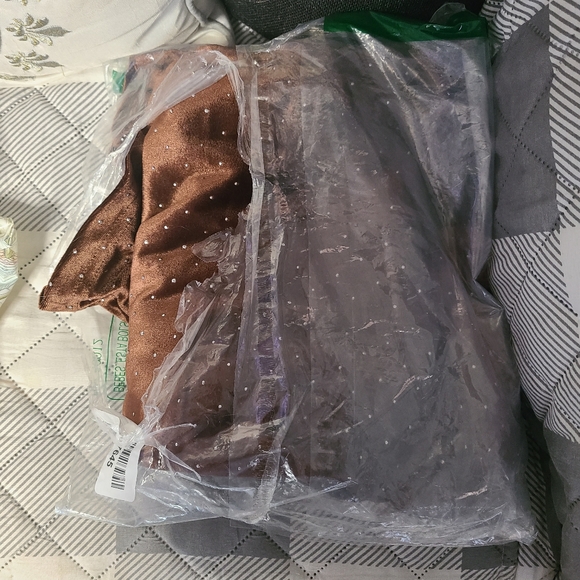 Amazon Velvet Pants/Suspenders with Silver Accents, New in Package, sz Large - Picture 7 of 7